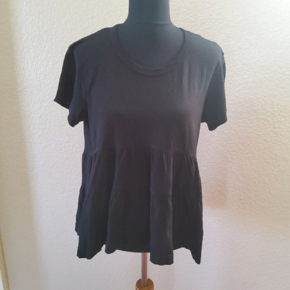 Left of Center Anthropologie Ruffle Tee Top M Black